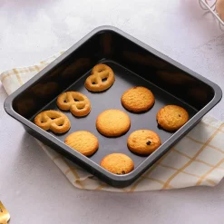 A La Cuisine -baking Pan Square 22.5*22.5*5cm/ 0.4 Mm