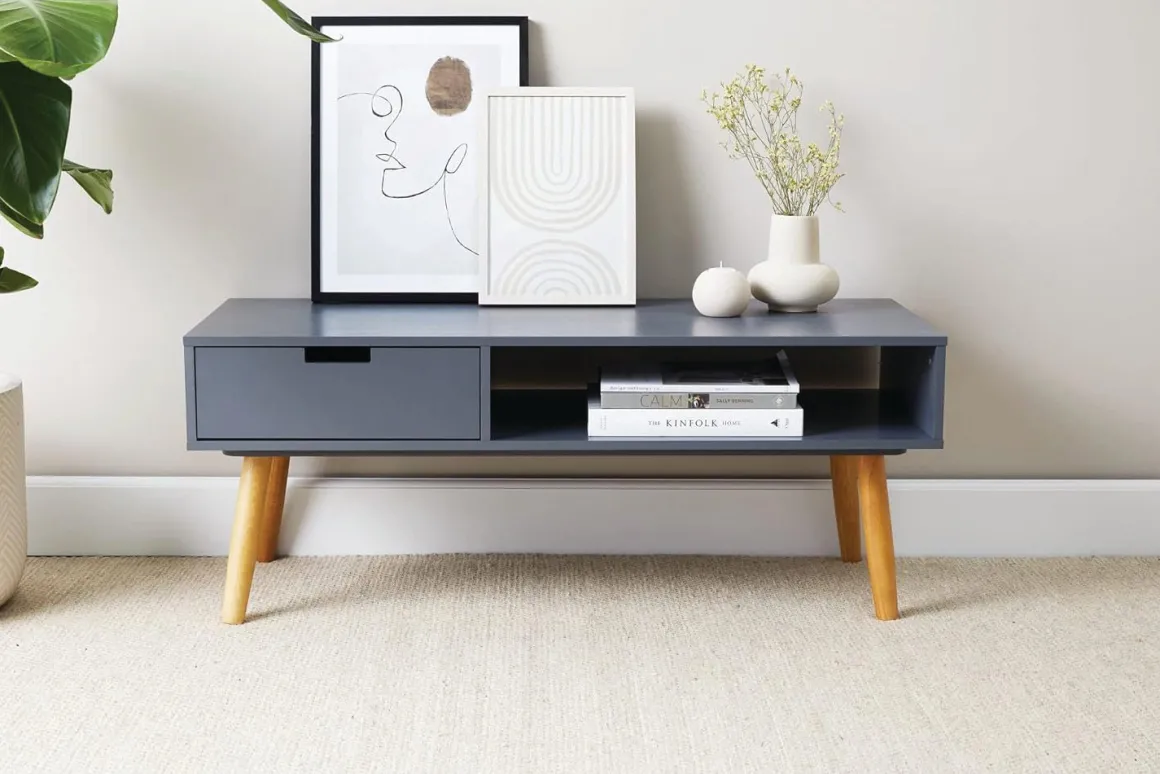 Atelier Du Nord - Hudson Media Tv Console Cabinet