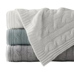 Cable Knit Throw in Pastel Colors