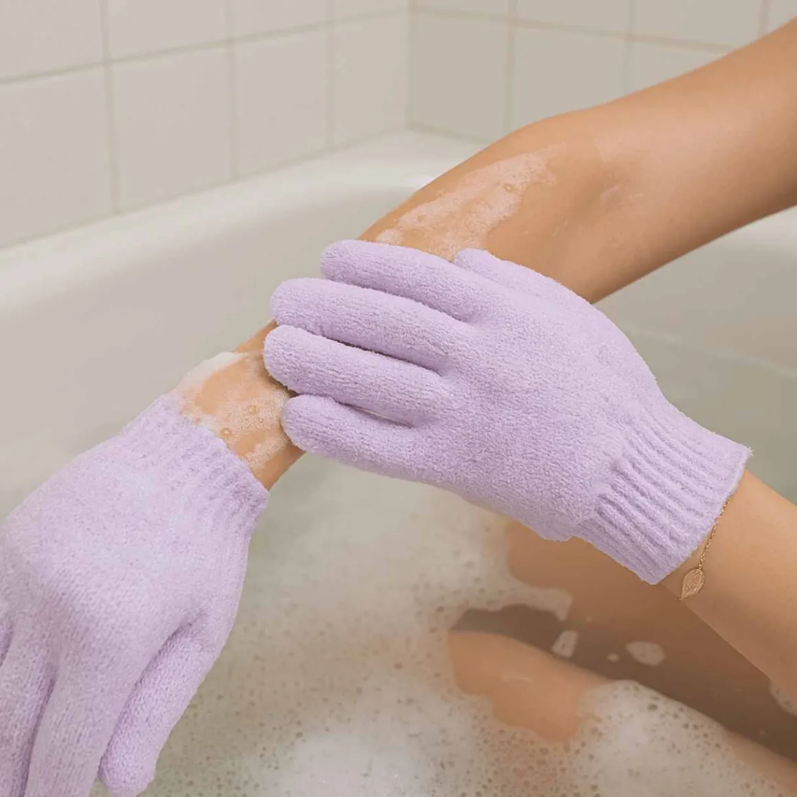 Exfoliating Bath Gloves – Gentle & Revitalizing