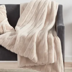 KRISTOFF Faux Fur Rabbit Throw/Blanket
