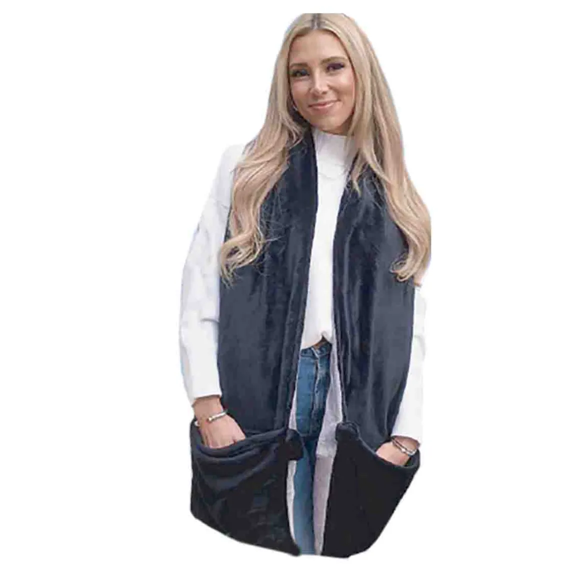 Lauren Taylor - Fleece Travel Scarf