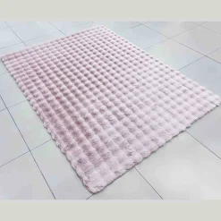 Lauren Taylor Home- Rabbit Fur Embossed Carpet 3' x 5'