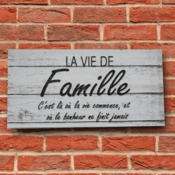 La Vie De Famille Wall Art