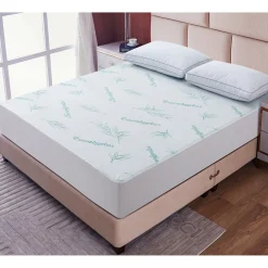 Maison Blanche | Eucalyptus Scented Waterproof Mattress Protector