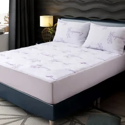 Maison Blanche | Lavender Scented Waterproof Mattress Protector