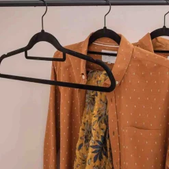 10 Pk Nonslip Hangers