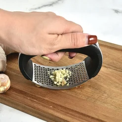 Stainless Steel Garlic Press & Garlic Peel