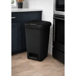 Step On Trash with Lid 15L