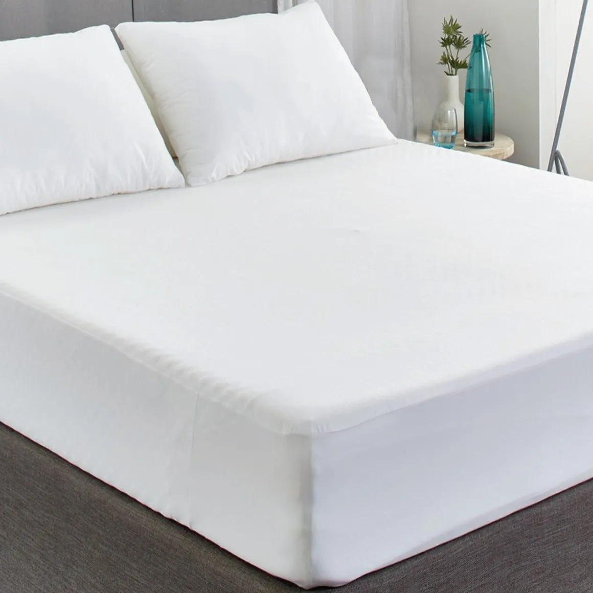 Studio 707 - Basic Waterproof Mattress Protector