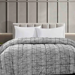 Studio7 -1PC Geometric Print Microfiber Comforter